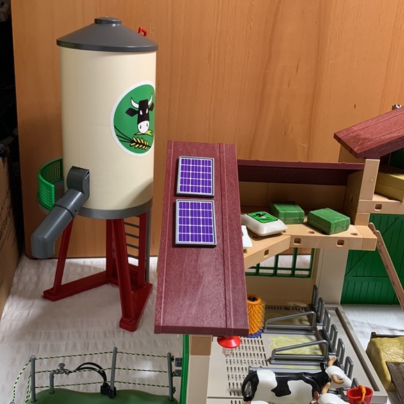 Large Country Barn w/Silo 5119 by Playmobil - Complete - Family Farm - Picture 3 of 17